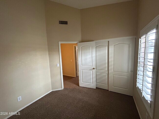 Building Photo - 12813 W Palm Ln