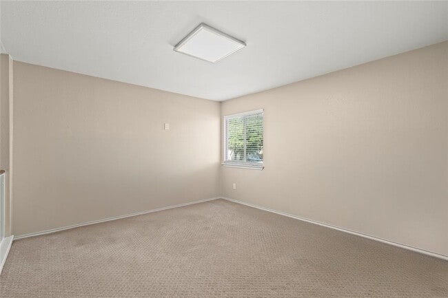 Building Photo - 14621 Ginseng Cove