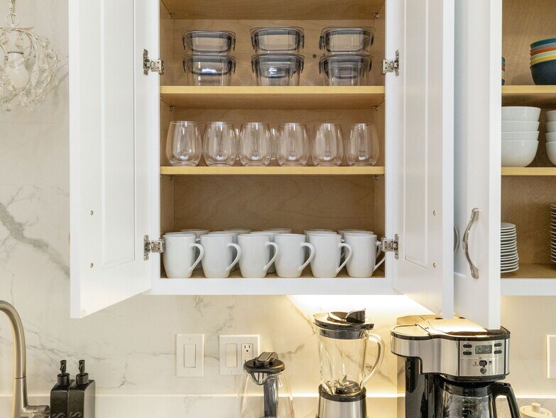 Building Photo - 110 Glen St