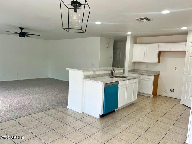 Building Photo - 17514 W Caribbean Ln