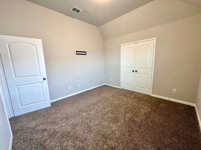 Building Photo - 10612 Langham Dr