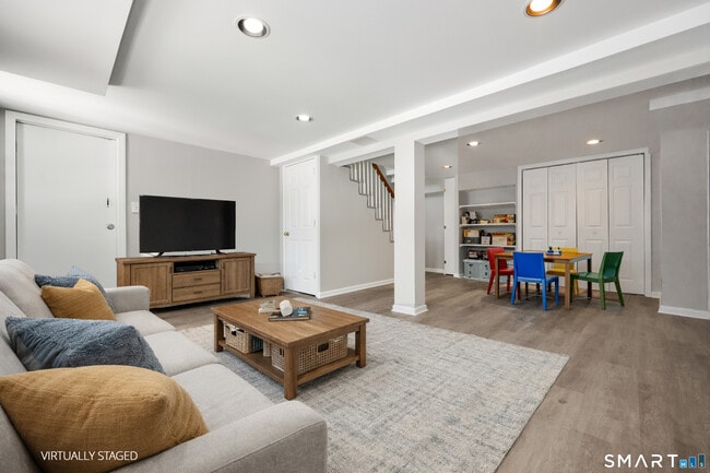 Building Photo - 25 Shelter Rock Rd