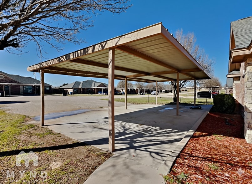 Building Photo - 123 Jolin Ln