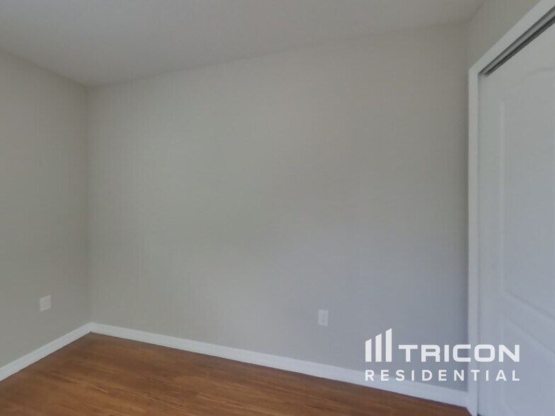 Building Photo - 18816 Litzau Ln