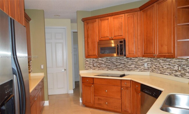 Building Photo - 2812 Center Ct Dr