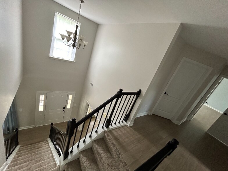 Building Photo - 10923 Keene Rd