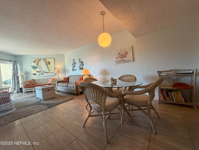 Building Photo - 5650 A1A S