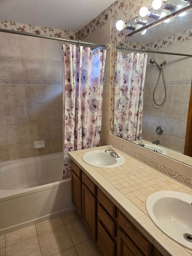 Building Photo - Prime Location in Erie located in Boulder ...