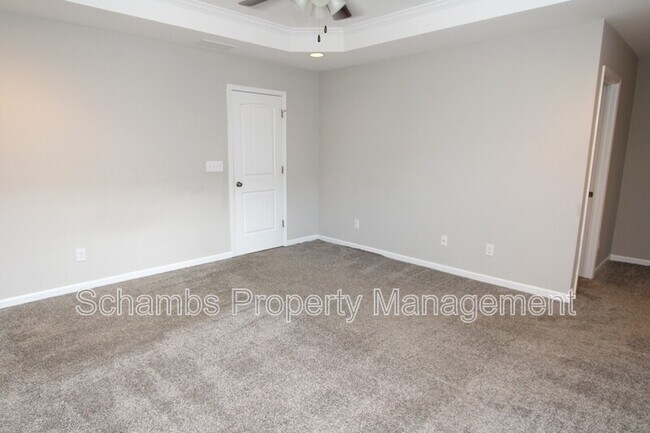 Building Photo - 1043 Myers Point Dr