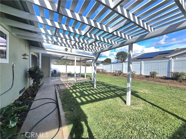 Building Photo - 938 S Fuchsia Ave