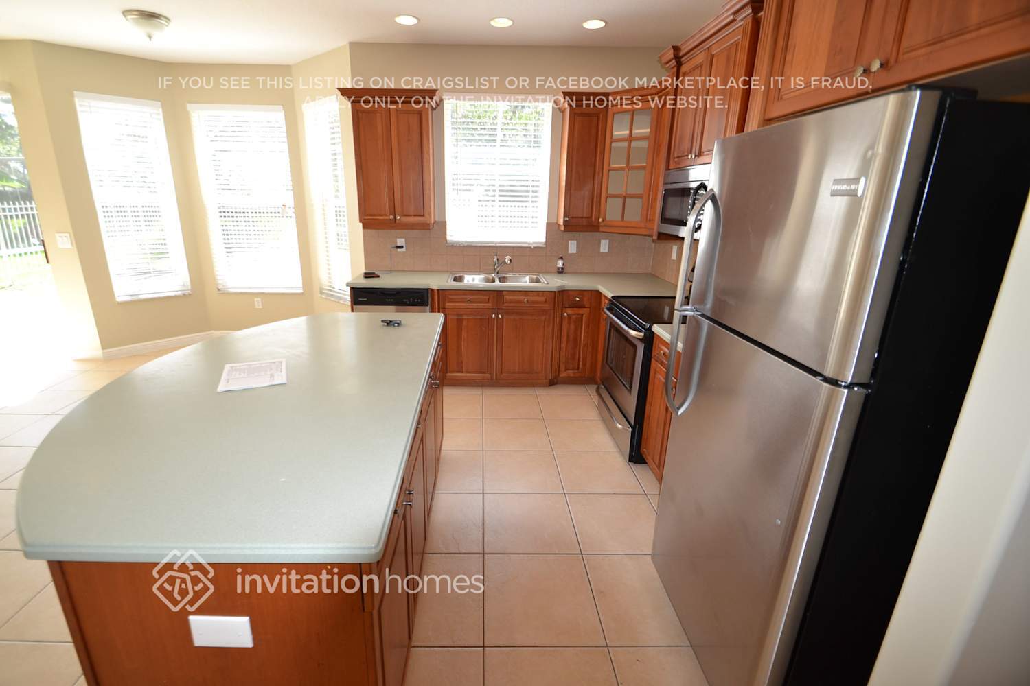 Building Photo - 2515 Glendale Dr