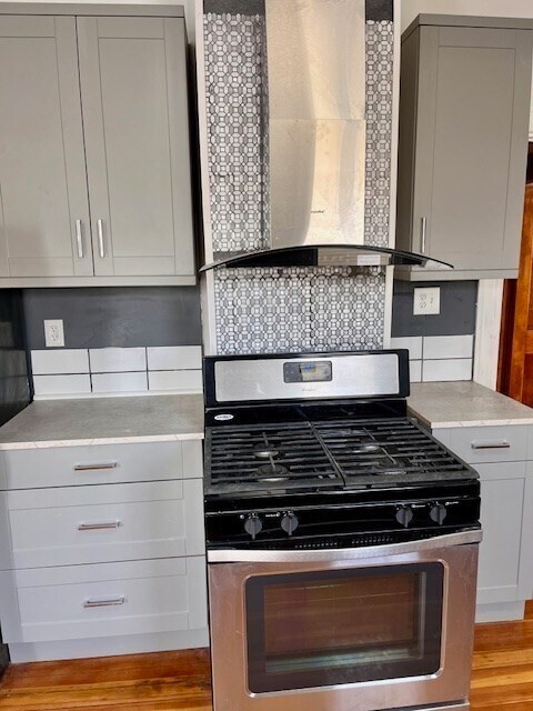 Building Photo - 16 Penhallow St