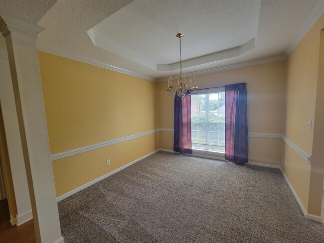 Building Photo - 4740 Waltons Cir
