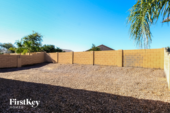 Building Photo - 32874 N Pebble Creek Dr