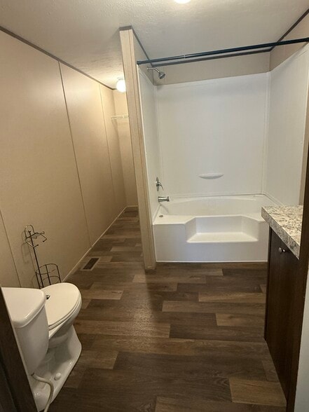 Bath 1 - 380 Pine Tree Loop