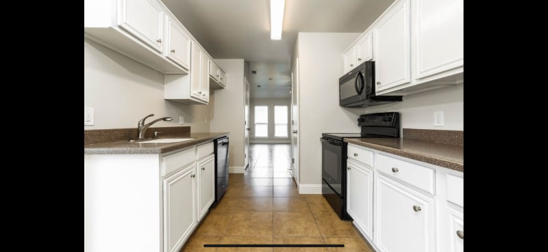 Building Photo - 500 Bryn Mawr