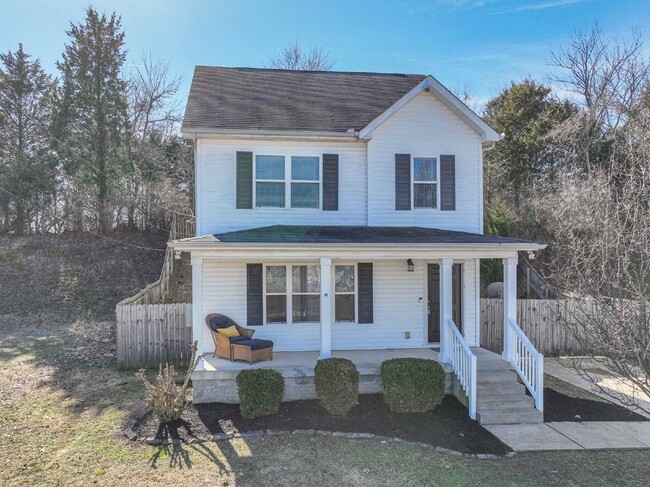 Primary Photo - Beautiful 3BR/2.5BA in North Nashville!