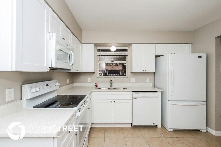 Building Photo - 1512 Eagle Ave NW