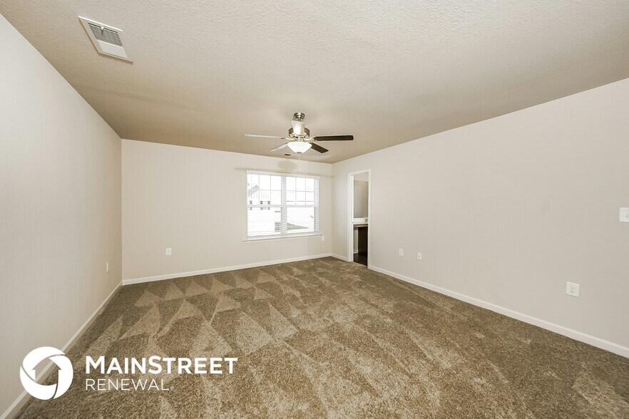 Building Photo - 630 Clover Cir