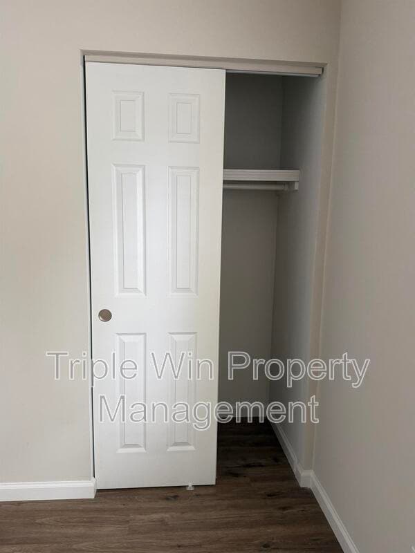 Building Photo - 2245 Lindsay Ln