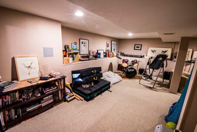 Building Photo - Immaculate 3 Bedroom SFH in Owings Mills!