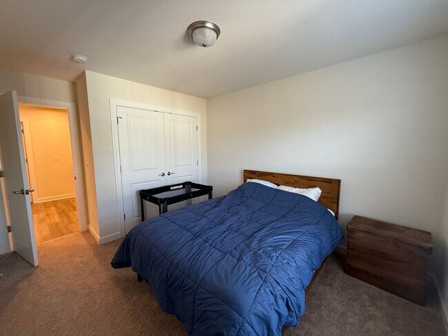 Building Photo - 3153 Horizon Rd