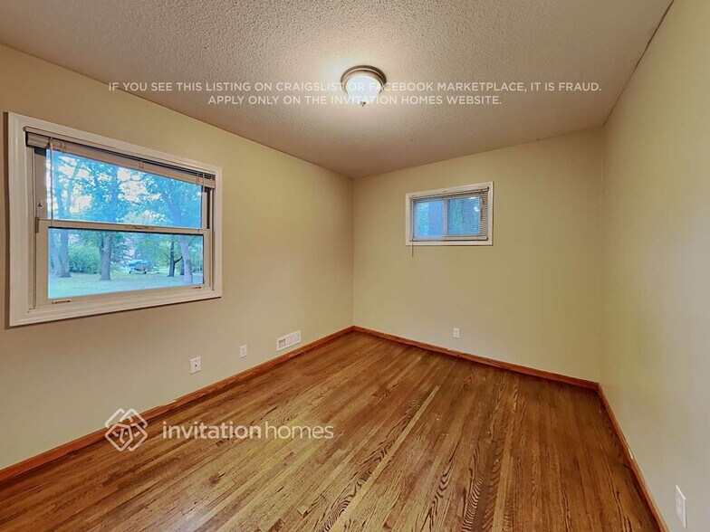 Building Photo - 170 Craigbrook Way NE