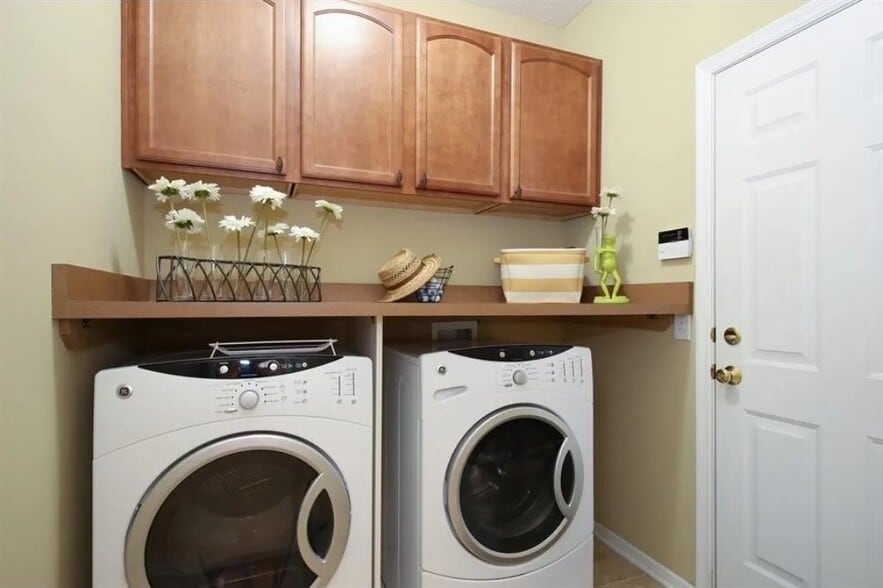 Building Photo - 18121 Kindred Ct