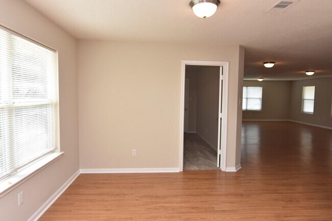 Building Photo - 12745 Lake Conroe Hills Dr