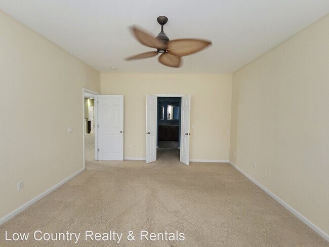 Building Photo - 3 br, 2.5 bath House - 61 Woods Bay