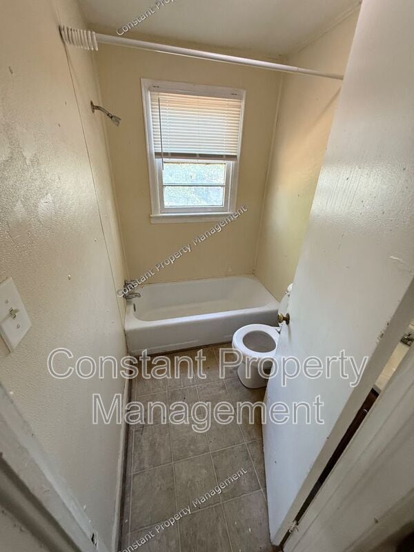Building Photo - 205 Alabama St