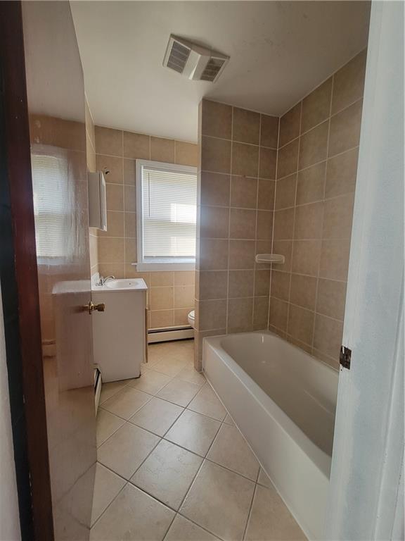 Building Photo - 23 Young St