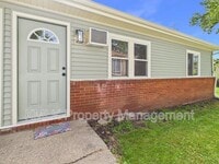Building Photo - 1624 Merrill Ave