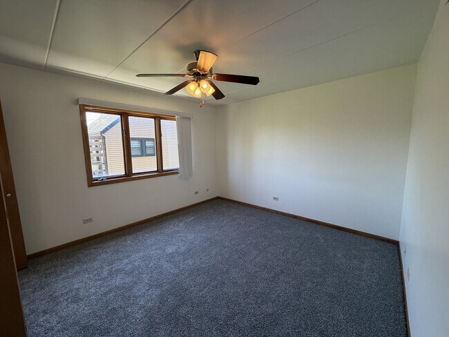 Building Photo - 8659 Meade Ave