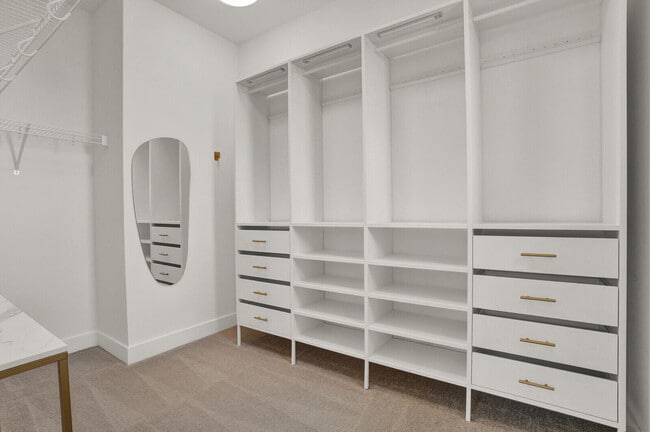 Building Photo - 12711 Machiavelli Way