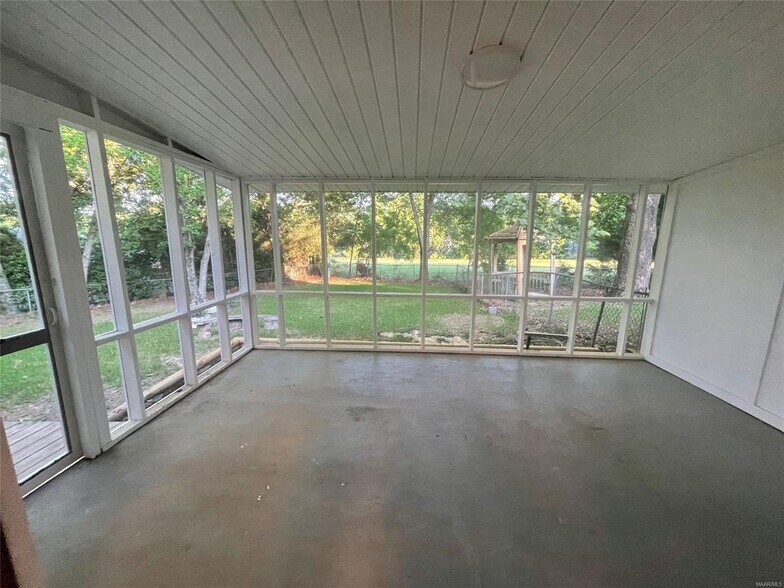 Building Photo - 55 Rosewood Ct