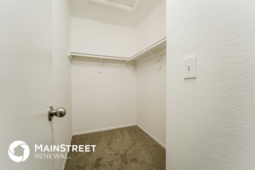 Building Photo - 4259 W Stagestop Ct