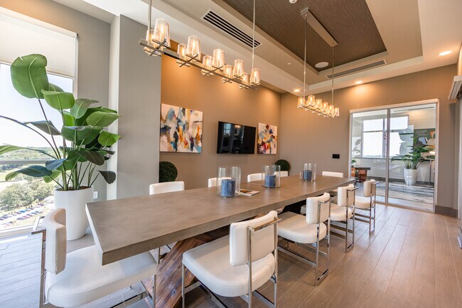 Building Photo - Towerview Ballantyne