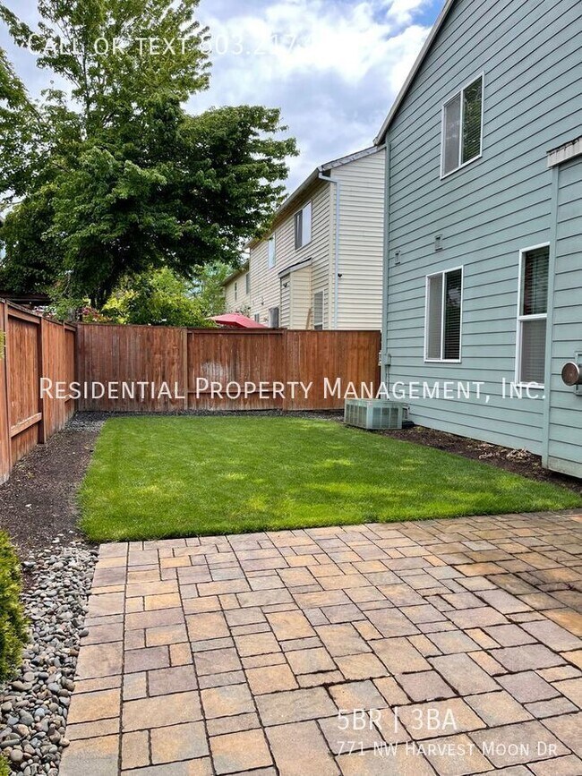 Building Photo - Alderbrook Neighborhood Home is located in...