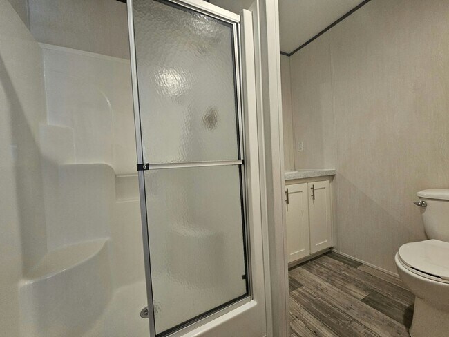 Building Photo - 436 Suwanee Dr
