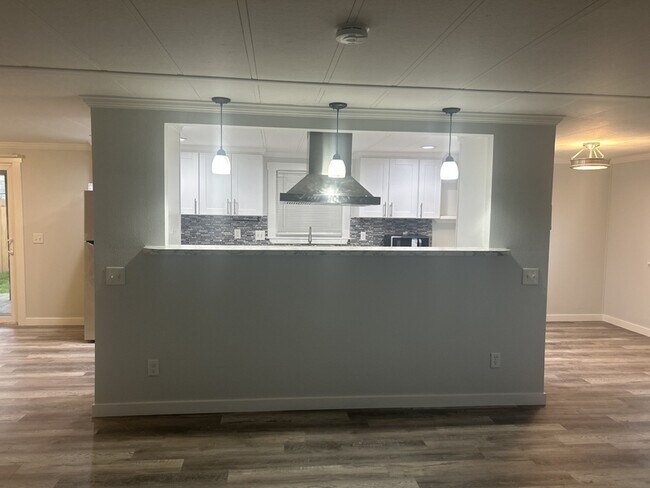 Building Photo - 8449 Moonlight Way