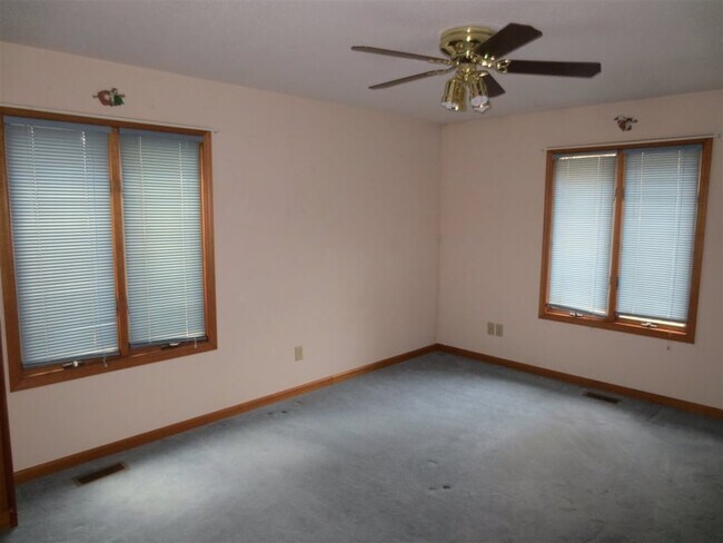 Building Photo - 1236 Rays Bridge Rd