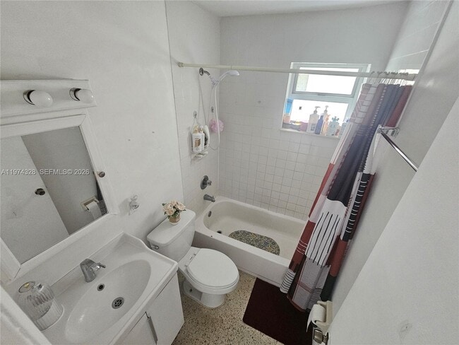 Building Photo - 1241 NW 6th St