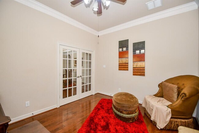 Building Photo - 1606 Locksley Ln