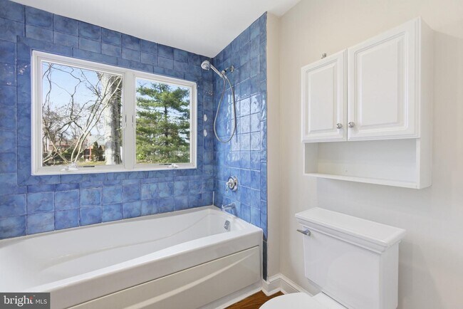 Building Photo - 10626 S Dunmoor Dr