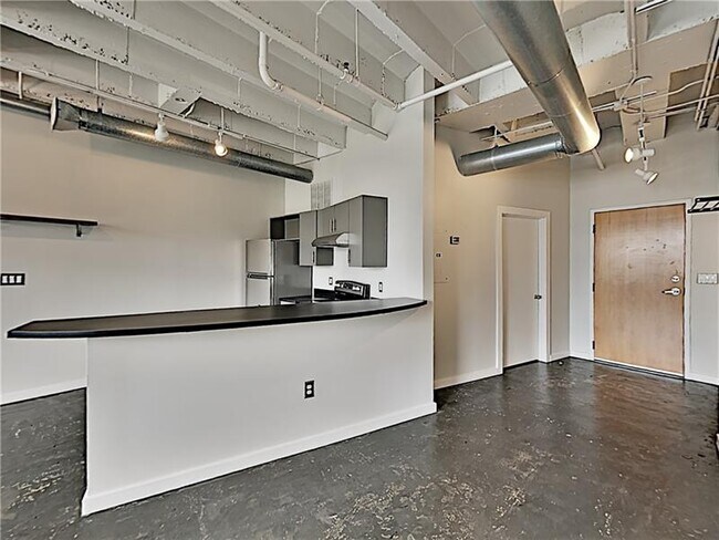 Building Photo - 878 Peachtree St NE