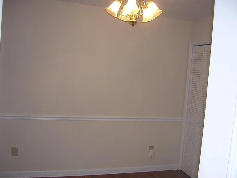 Building Photo - 2220 Kings Gate Cir