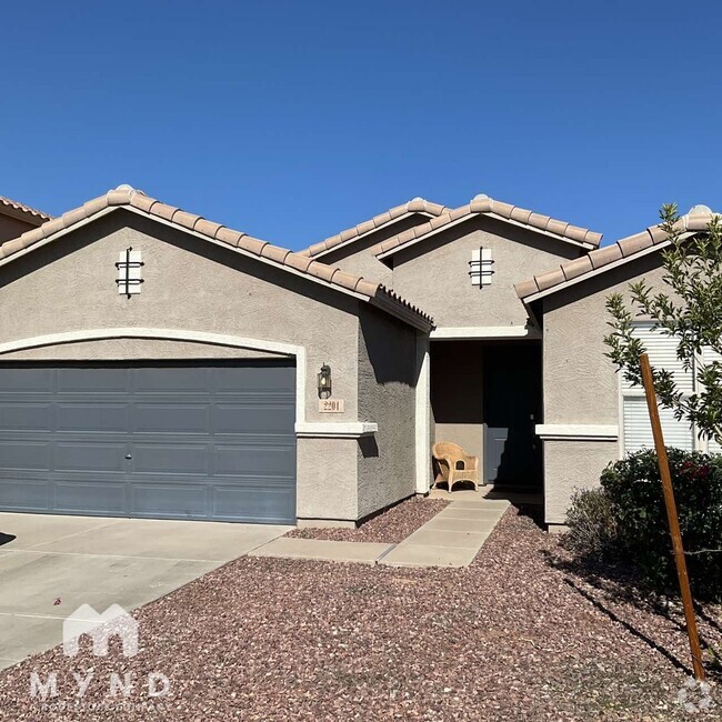 Building Photo - 2204 W San Tan Hills Dr