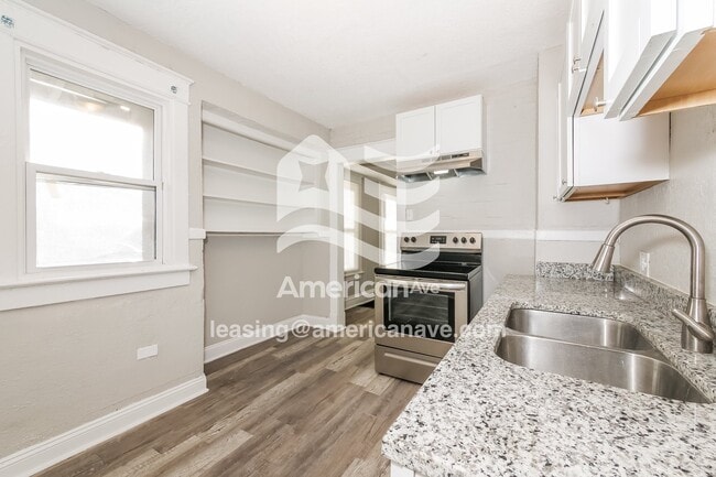 Building Photo - 1618 E 42nd St