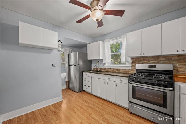 Building Photo - 645 Slade Ave